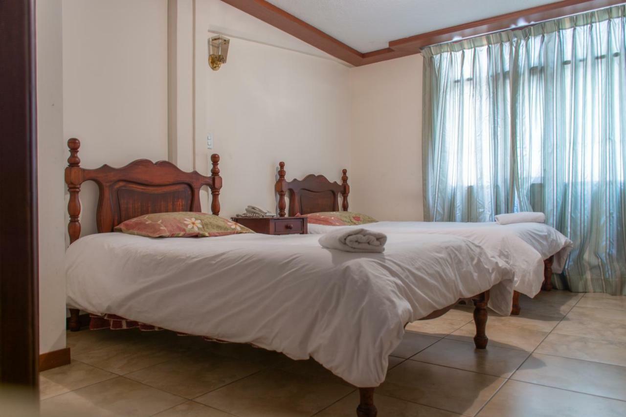Hotel Cumanda Alfaro 외부 사진
