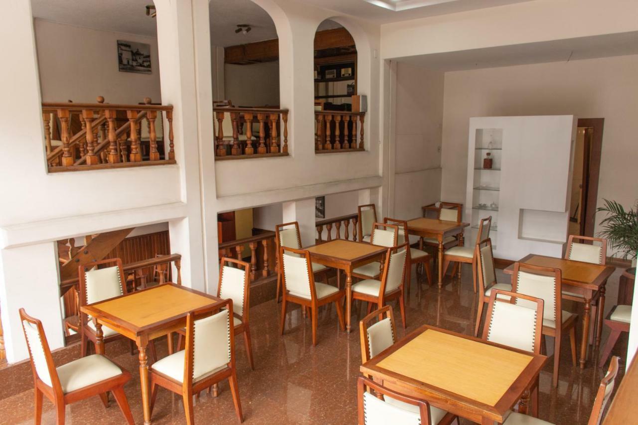 Hotel Cumanda Alfaro 외부 사진