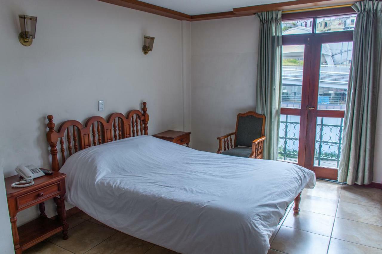 Hotel Cumanda Alfaro 외부 사진